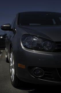 2012 Volkswagen Golf Comfortline Front Side Angle