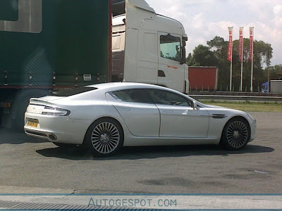 Aston Martin Rapide -  CARSCOOP