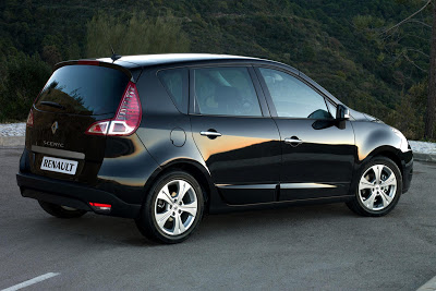 Renault Scenic  - Carscoop 