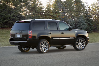 2009 GMC Yukon Denali Hybrid SUV 