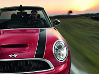 2010 MINI JCW Convertible 