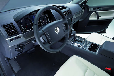 VW Touareg SUV 