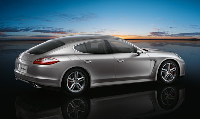 2010 Porsche Panamera Sports Sedan 