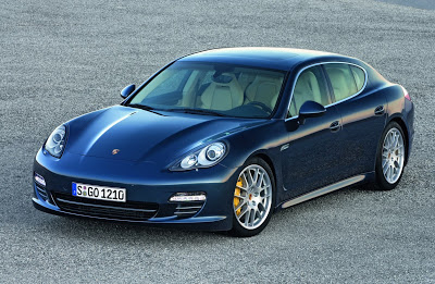 2010 Porsche Panamera Sports Sedan 