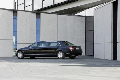 Mercedes-Benz S600 Pullman Guard