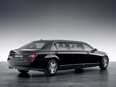 Mercedes-Benz S600 Pullman Guard