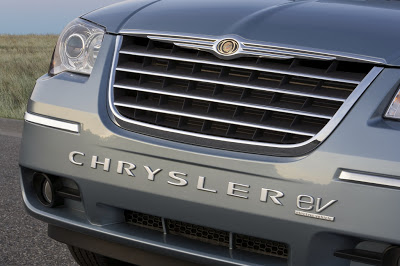 Chrysler Town and Country EV Hybrid