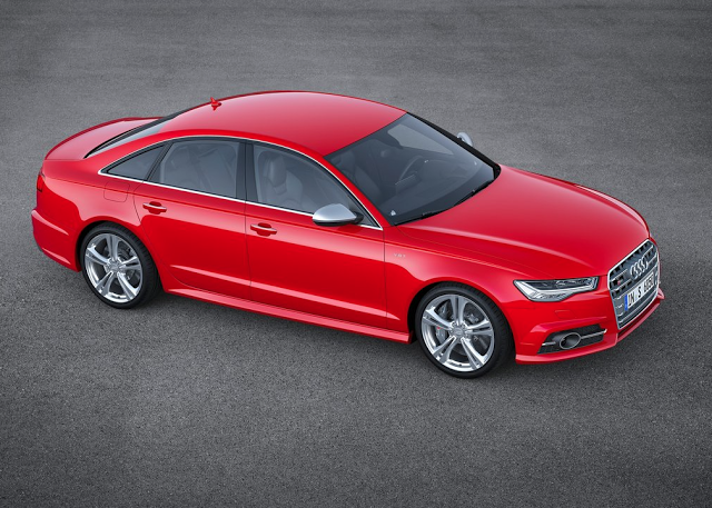 2015 Audi S6 red