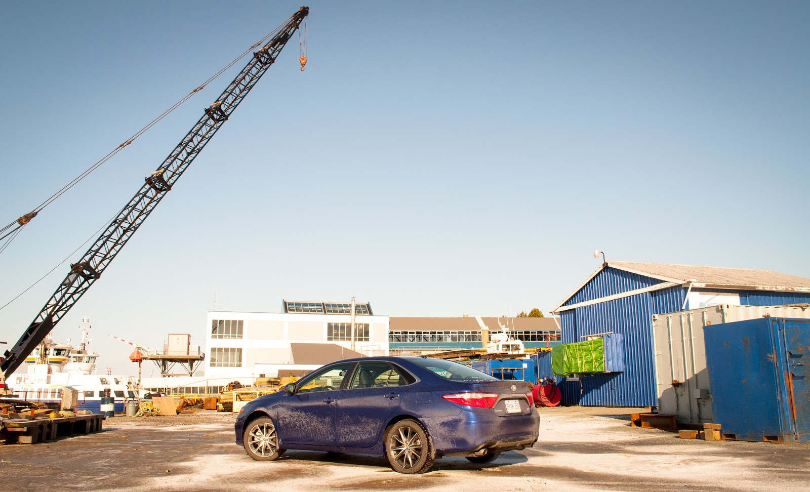 2015 Toyota Camry XSE V6 rear