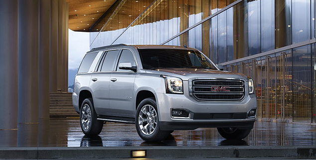 2015 GMC Yukon silver