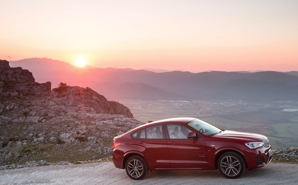 2015 BMW X4 red