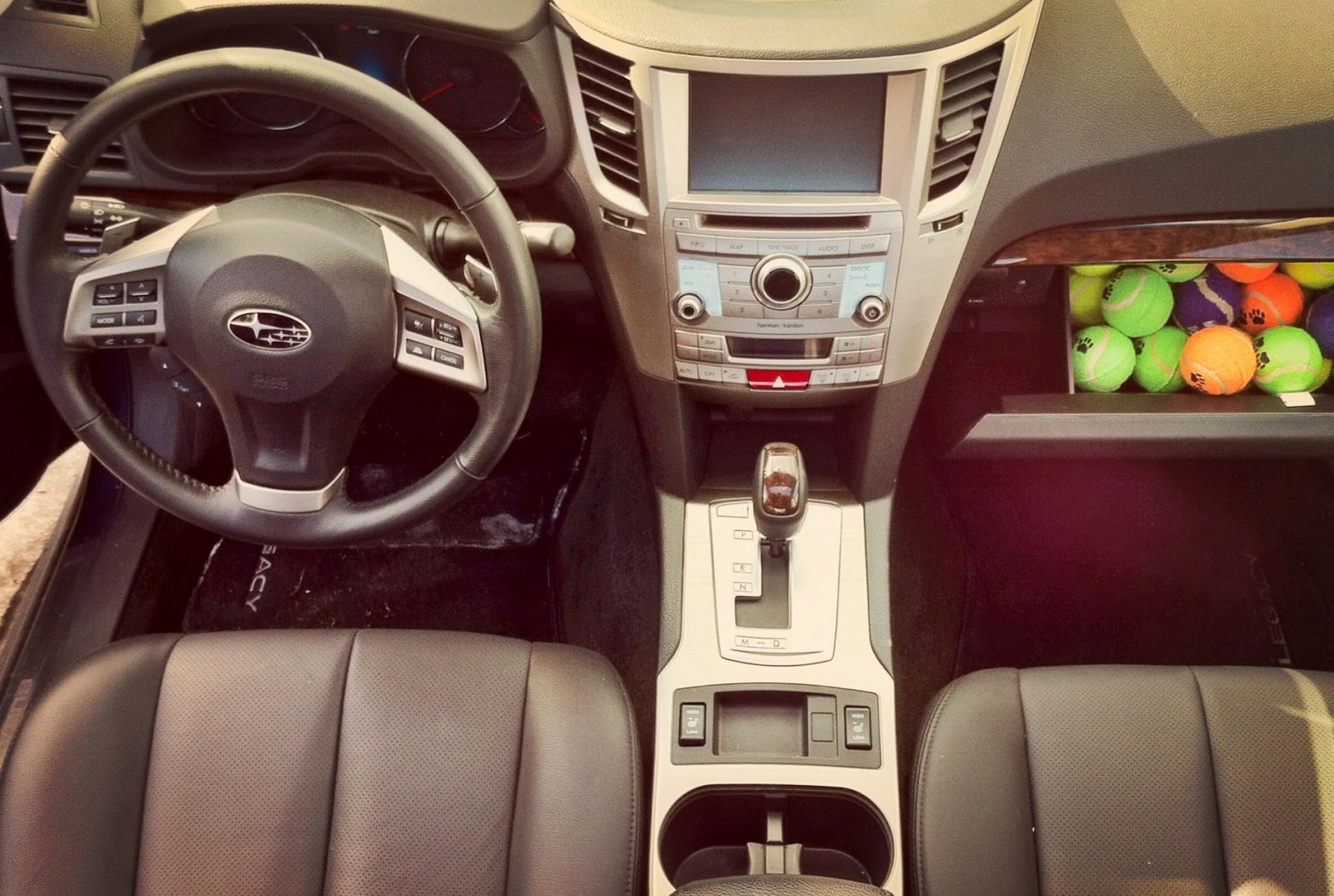 2014 Subaru Legacy Limited interior