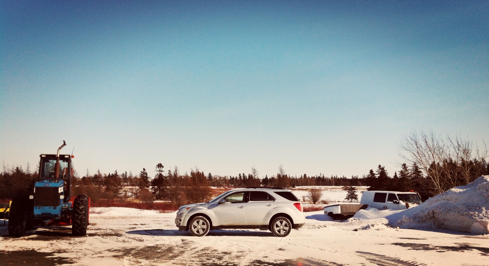 2014 Chevrolet Equinox LT AWD profile view