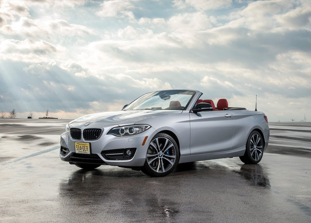 2015 BMW 2-Series convertible silver