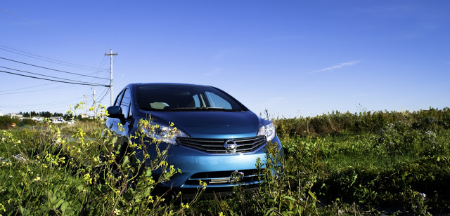 2014 Nissan Versa Note front angle