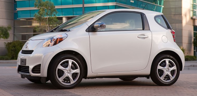 2012 Scion iQ white