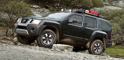 2012 Nissan Xterra black side view