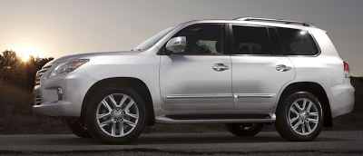 2013 Lexus LX570 silver